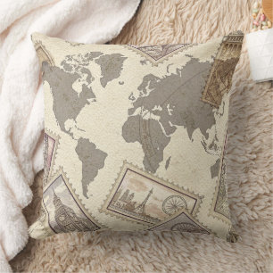 Coussin Timbre de voyage vintage sépia avec carte du monde
