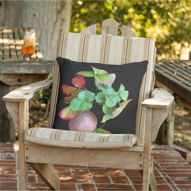 Coussin Tombez dans la saison des fraises Jardin de jardin (Chaise)