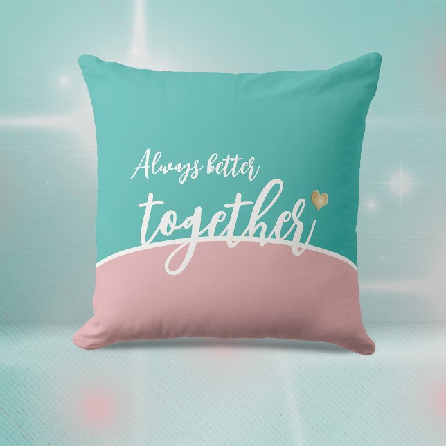 Coussin Toujours Meilleur Ensemble Coeur Doré Lancer Oreil (Always Better Together Golden Heart Throw Pillow ©Susanne Sachers - Sunny Mind Design)