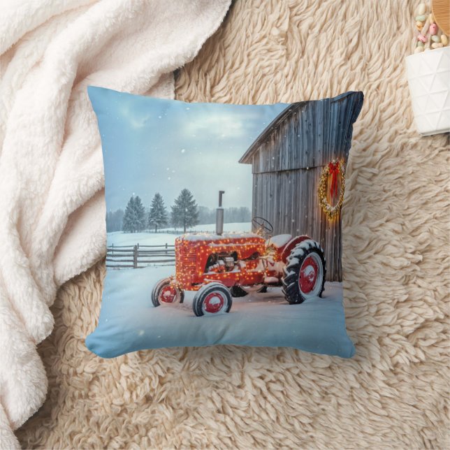 Coussin Tracteur agricole rouge de Noël dans la neige (Couverture)