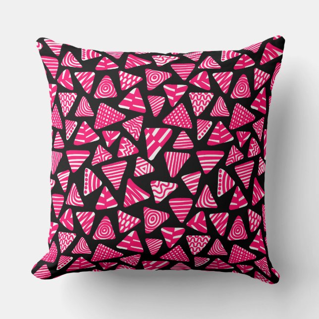 Coussin Triangles 240121 - Rouge néon et blanc sur noir (Recto)