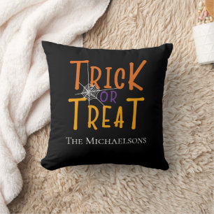 Coussin Trick ou traitement personnalisé Monogramme
