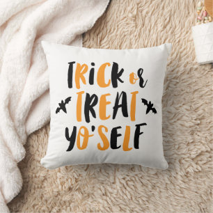 Coussin Trick ou Treat Yo'self Halloween