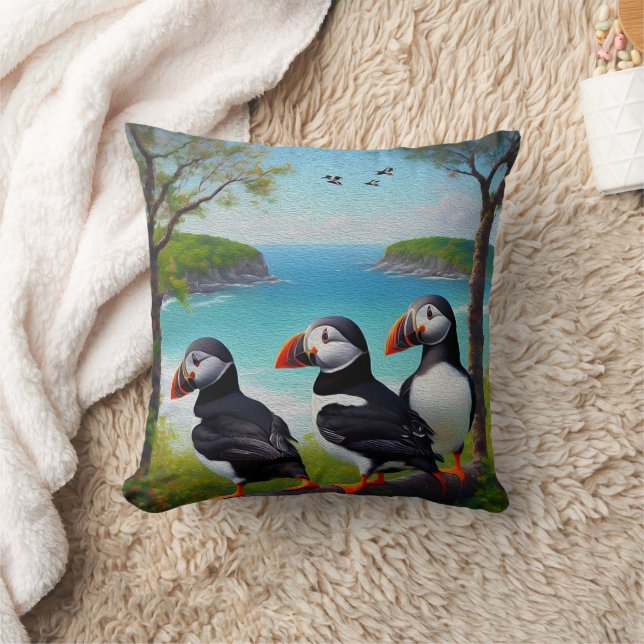 Coussin Trio côtier : Trois Puffins à la plage d'Oils (Couverture)