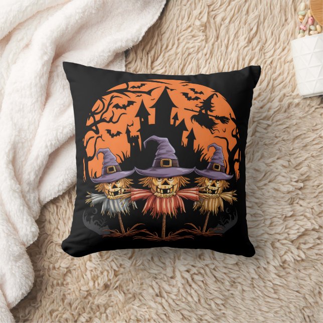 Coussin Trio d'épouvantail d'Halloween sous une lune étran (Couverture)