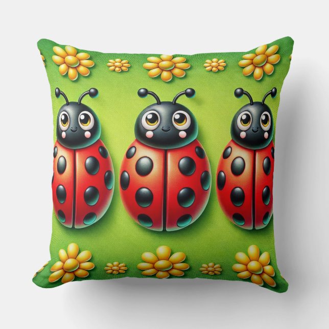 Coussin Trois coccinelles colorées sur fond vert (Recto)