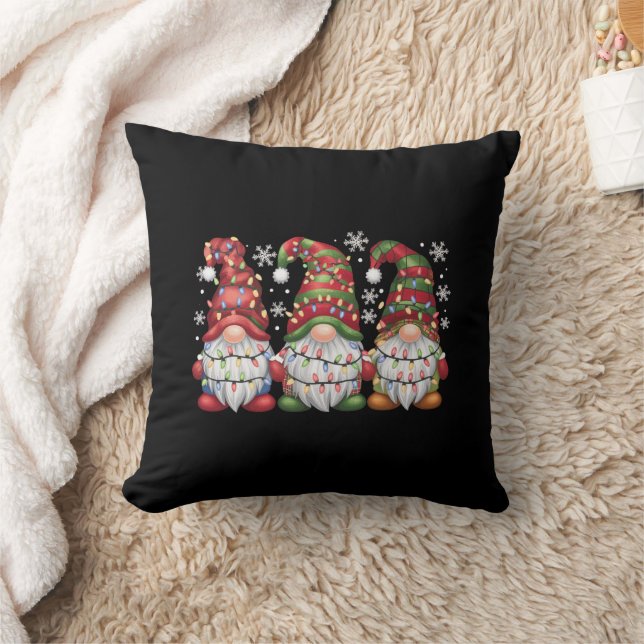 Coussin Trois Gnomes Carreaux Buffle Rouge Noël (Couverture)