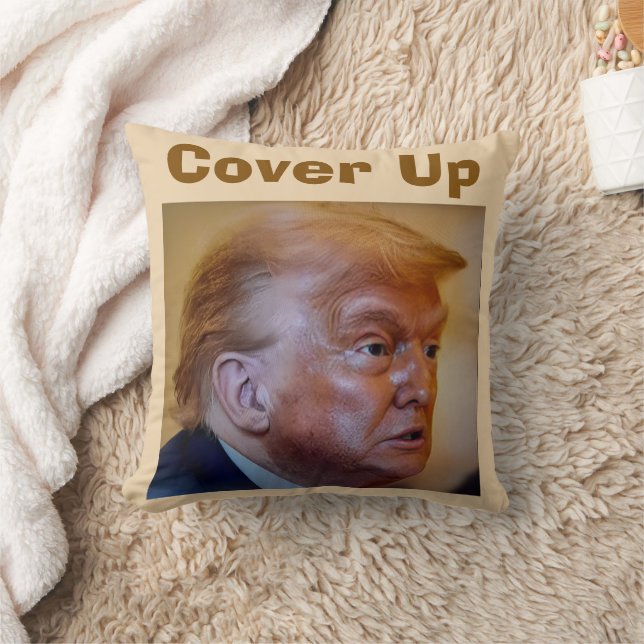 Coussin Trump/Cover Up Throw Pillow (Couverture)
