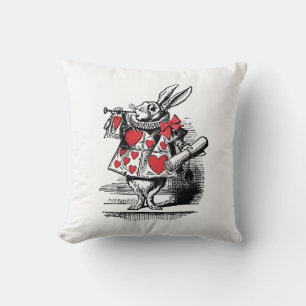 Coussin Trumpeter Alice de la Cour du lapin blanc au pays 