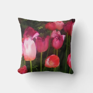 Coussin Tulipes roses dans le jardin