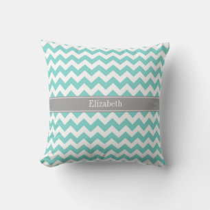 Coussin Turq / Aqua Blanc Chevron Gris Monogramme Nom