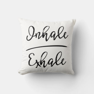 Coussin Typographie d'Inhale Exhale