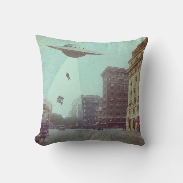COUSSIN UFO (Recto)