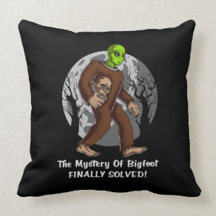 Coussin UFO résolu par mystère de conspiration de Bigfoot