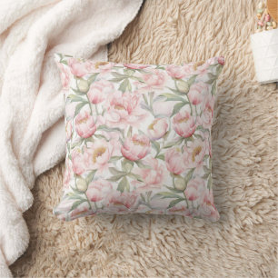 Coussin un arrière - plan doux à la pelouse luxuriante