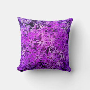 Coussin Un champ de marguerites violettes et roses