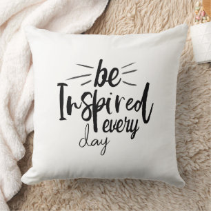 Coussin Un Devis Positif Doit Être Inspiré Chaque Jour