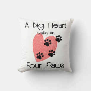 Coussin Un Grand Coeur marche sur quatre pattes - Cute Pet
