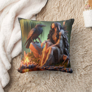 Coussin Une Américaine d'origine avec le corbeau par l'eau