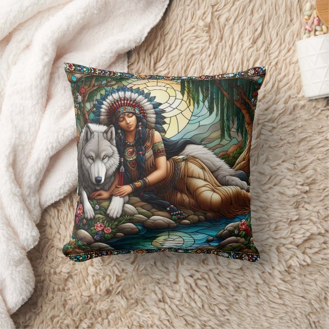 Coussin Une Américaine d'origine se repose avec le loup pa (Couverture)