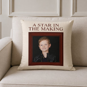 Coussin UNE ÉTOILE EN HERBE Photo d'enfant personnalisée