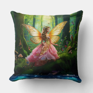 Coussin Une fée magique dans la forêt forestière