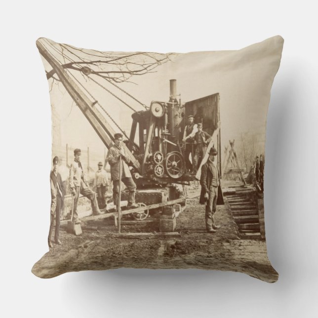 Coussin Une grue de vapeur en fonction pendant le bâtiment (Recto)