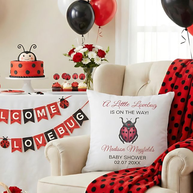 Coussin Une petite coccinelle d'amour est en route (Créateur téléchargé)