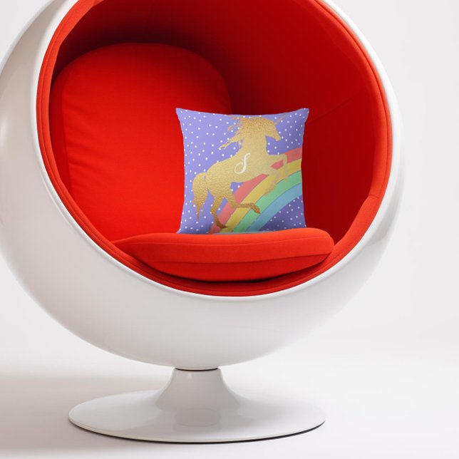 Coussin Unicorne d'or sur Pastel Rainbow Couleur personnal (Créateur téléchargé)