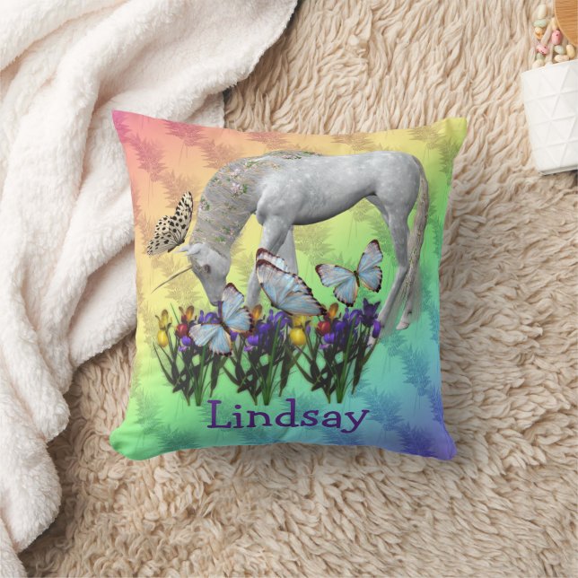 Coussin Unicorne Et Papillons Personnalisés (Couverture)