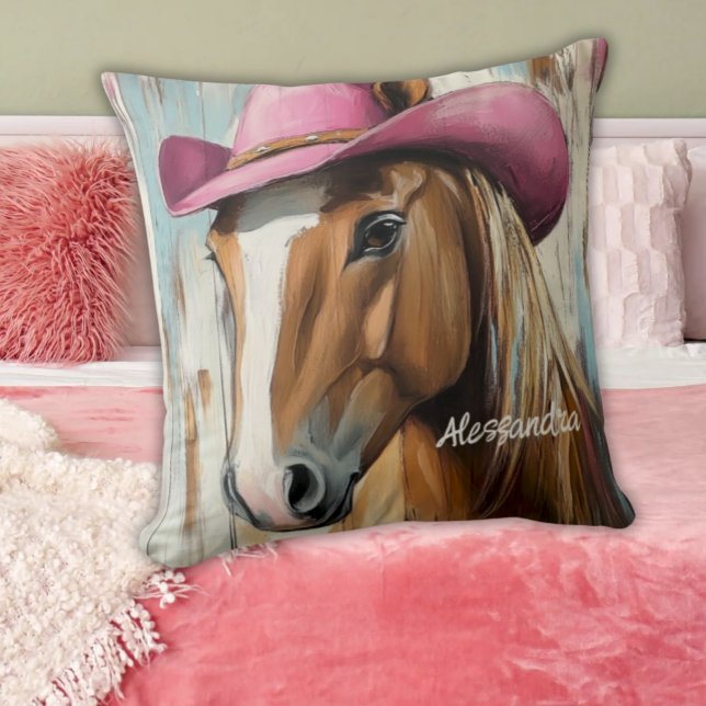Coussin Vibes de fille : Chaud rose Casquette Cheval Touch (Personalized Name or Custom Message Pillow: Horse Wearing a Hot Pink Cowgirl Hat. Cool Western Decor)