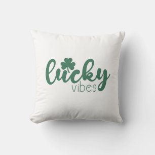 Coussin Vibes Lucky de la Saint Patrick avec trèfle vert
