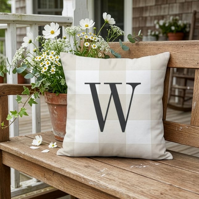 Coussin Vichy beige monogramme | Porche de ferme (Créateur téléchargé)