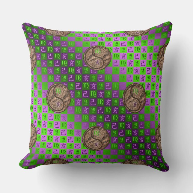 Coussin Vierge & Sanglier de Terre (Recto)