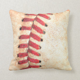 Coussin Vieux Baseball En Cuir Rouge S'Étalant Près