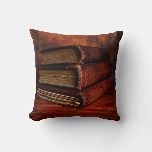 Coussin Vieux Livres Rouges (Recto)