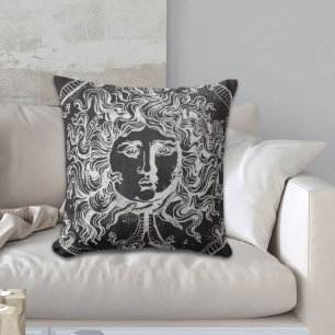 Coussin vintage chalkboard Greek mythology Gorgon medusa