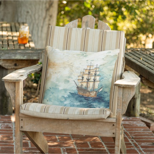 Coussin Vintage Nautical Ship Sailing the Ocean (Chaise)