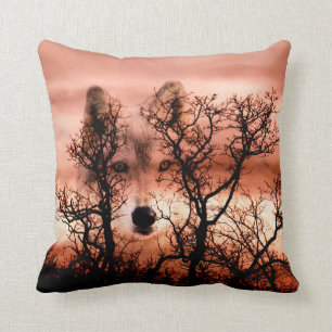 Coussin Visage de loup d'esprit