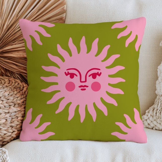 Coussin Visage de soleil bohème rose sur fond vert chic et (Créateur téléchargé)
