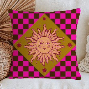 Coussin Visage de soleil bohème sur motif à carreaux fuchs