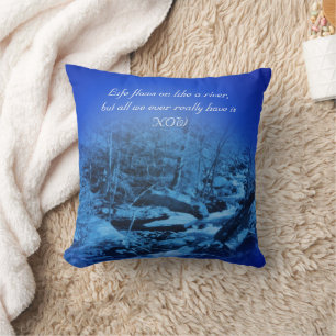 Coussin Vivez Dans L'Inspirationnel Actuel