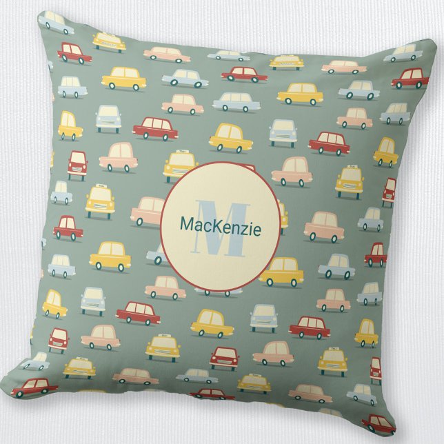 Coussin Voiture personnalisée Sage Green (Fun retro car pattern personalized monogram initial name throw pillow)