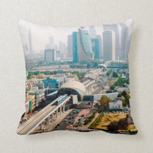 Coussin Vue sur la ligne de métro et les gratte-ciel de l