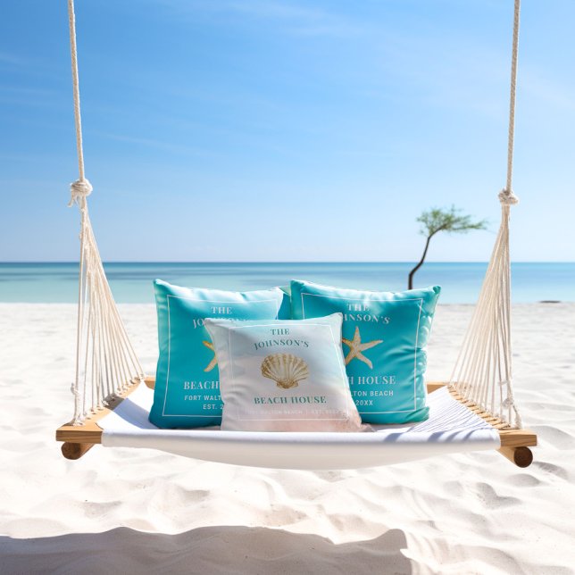 Coussin Watercolor Seashell Custom Monogram Beach House (Créateur téléchargé)