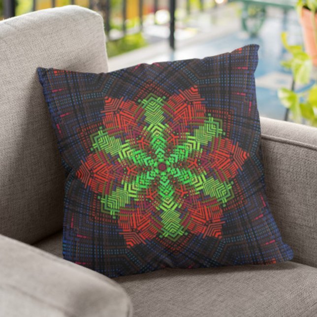 Coussin Weave Mandala Red Green and Blue (Créateur téléchargé)