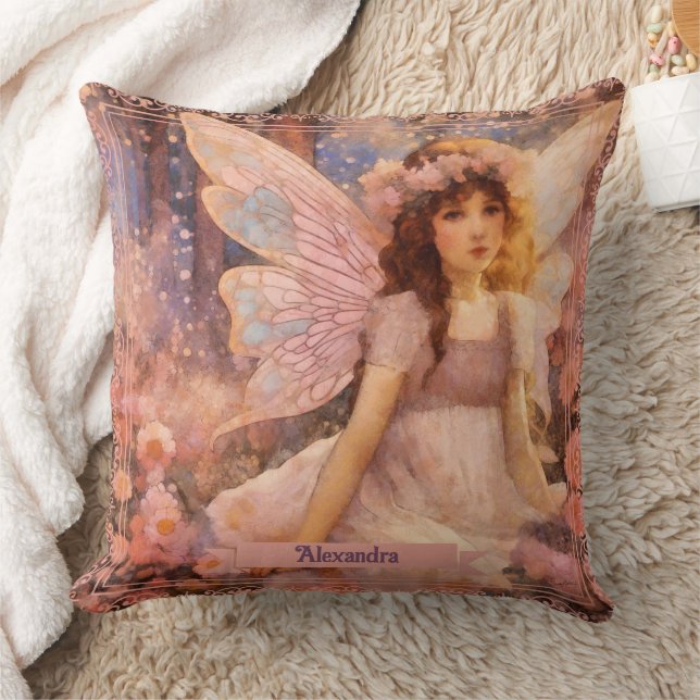 Coussin Whimsical Fairy in Dreamy Pink Floral Garden (Couverture)