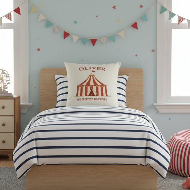 Coussin Whimsical Vintage Circus Personalized Kids Pillow (Créateur téléchargé)