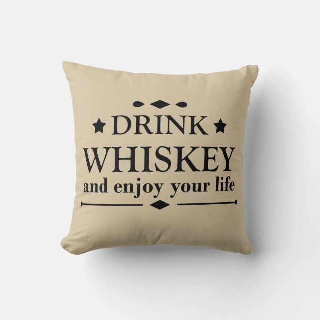 Coussin Whiskey cite d'amusants propos d'alcool (Recto)