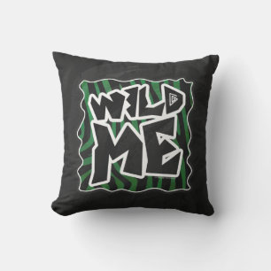 Coussin Wild Me vert et noir zèbre modèle